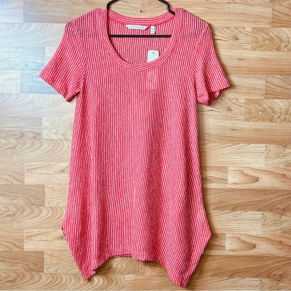 Soft Surroundings XS(2-4) Dione Stripe Top in Poppy Red w/an 8” split on…